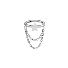 Φόρτωση εικόνας στο εργαλείο προβολής Συλλογής, Σκουλαρίκι κρίκος Helix τιτάνιο με αστέρι και αλυσίδα
